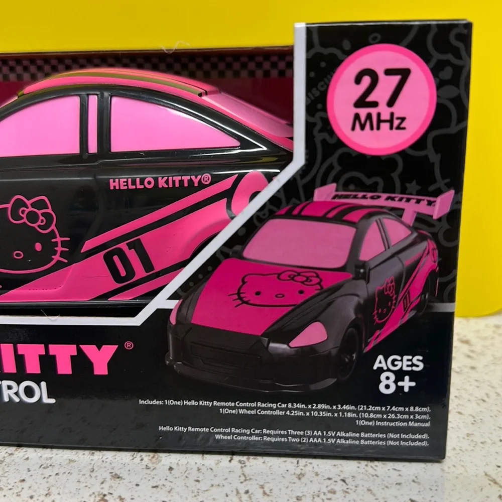 Sanrio Hello Kitty Remote Control Racing Car - Picture 5 of 7